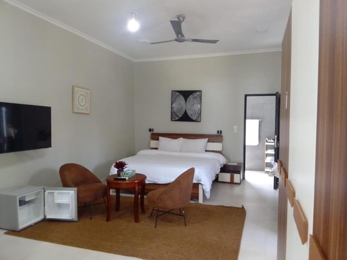 The Big Blue Resort & Spa Kasoa ภายนอก รูปภาพ