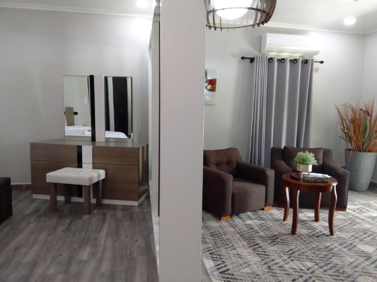 The Big Blue Resort & Spa Kasoa ภายนอก รูปภาพ
