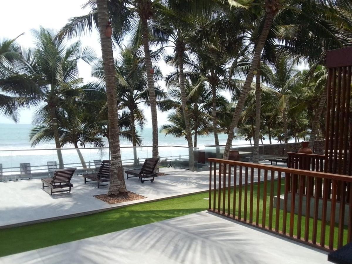 The Big Blue Resort & Spa Kasoa ภายนอก รูปภาพ