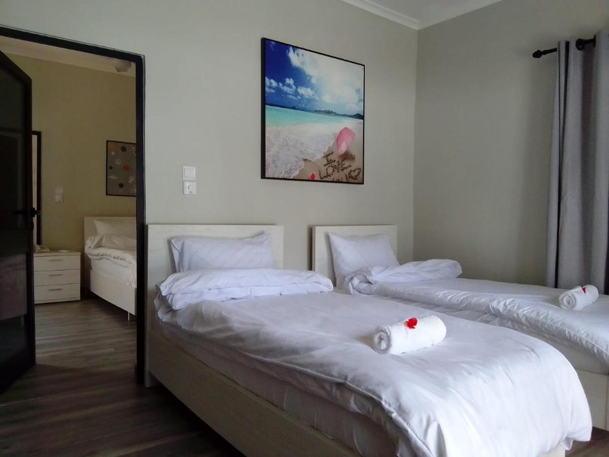 The Big Blue Resort & Spa Kasoa ภายนอก รูปภาพ